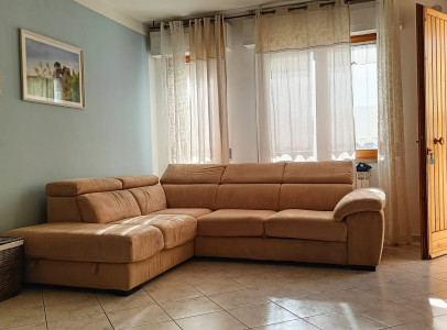 ce94eac5-6e83-48d5-9484-994edafe4d2e